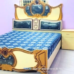 Taxzek Shabby Chic Queen Bedroom Furniture Set, Includes Bed Frame, Headboard, Footboard, Table, matresses